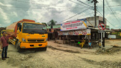 Warga Desa Sei Tampang Kembali Hadang Angkutan PT HSJ, Rimba Sianturi : Bupati Takut Tegakkan Perda, Biar Kami Saja