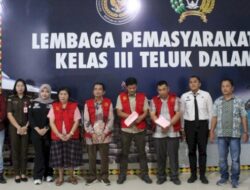 Rugikan Negara Rp 1,4 Miliar, Jaksa Tahan Empat Tersangka Korupsi Dana BOS SMKN 1 Teluk Dalam