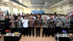 Bobby Nasution Serahkan Tali Asih Peraih Medali SEA Games Thailand 2025